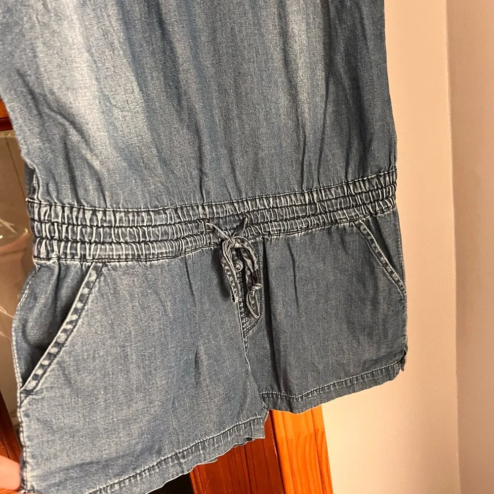 EUC, Aeropostale Spaghetti Strap Shorts Romper, size Sm, denim style W/Pockets - Picture 7 of 11
